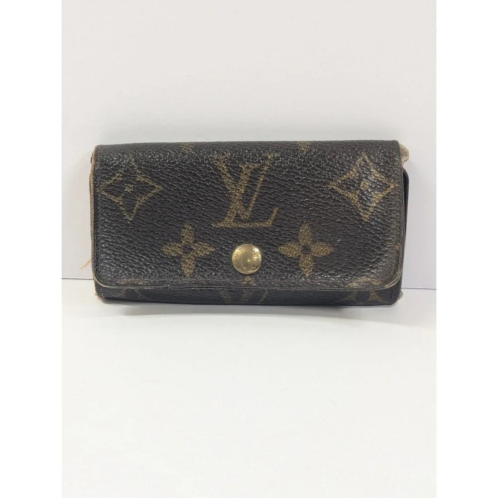 Louis Vuitton Monogram 4 Key Holder Multicles Case‎